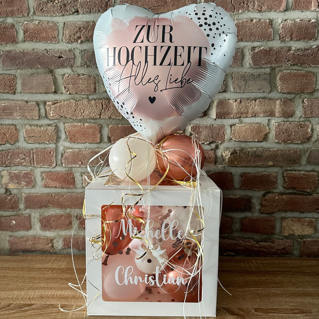 Herzballon "Zur Hochzeit alles Liebe" mit personalisierter weißer Ballonbox, gefüllt mit roségoldenen und weißen Ballons – Hochzeitsgeschenk von HeyBalloon in Viersen