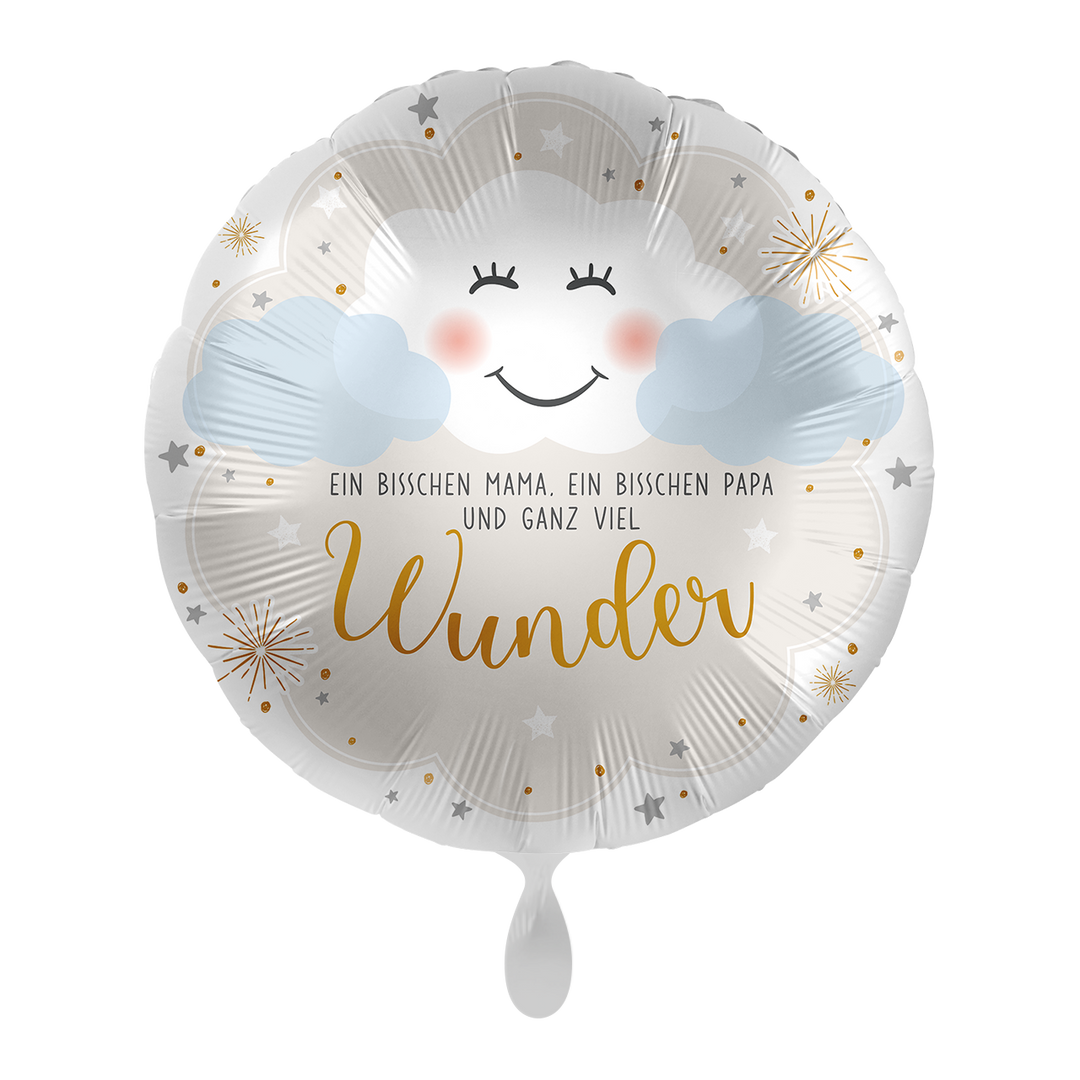 Runder Folienballon 43 cm mit Wolkenmotiv und Aufschrift „Ein bisschen Mama, ein bisschen Papa und ganz viel Wunder“