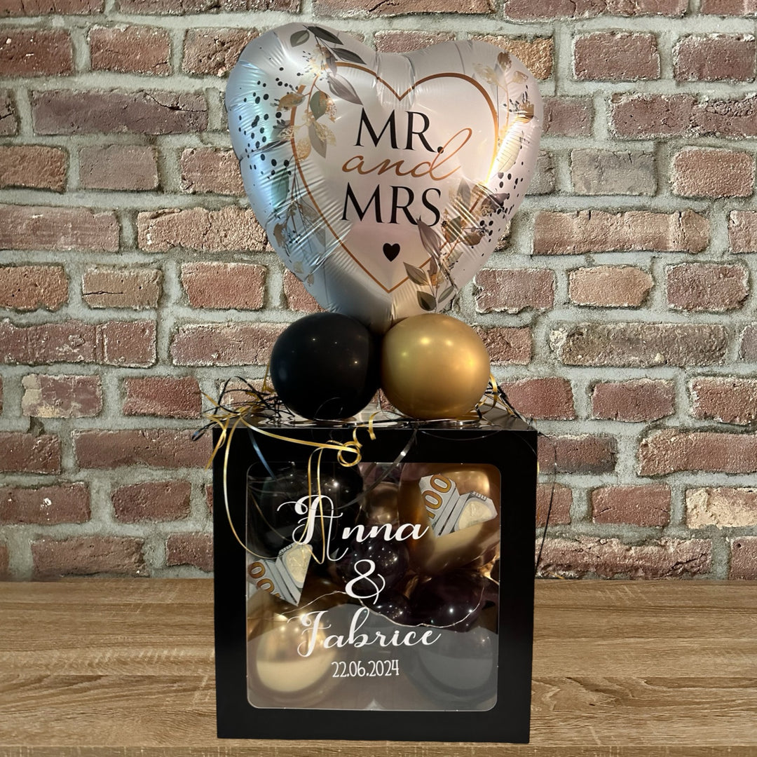 Personalisierte Ballonbox zur Hochzeit mit Highlightballon und Wunschtext als Geldgeschenk