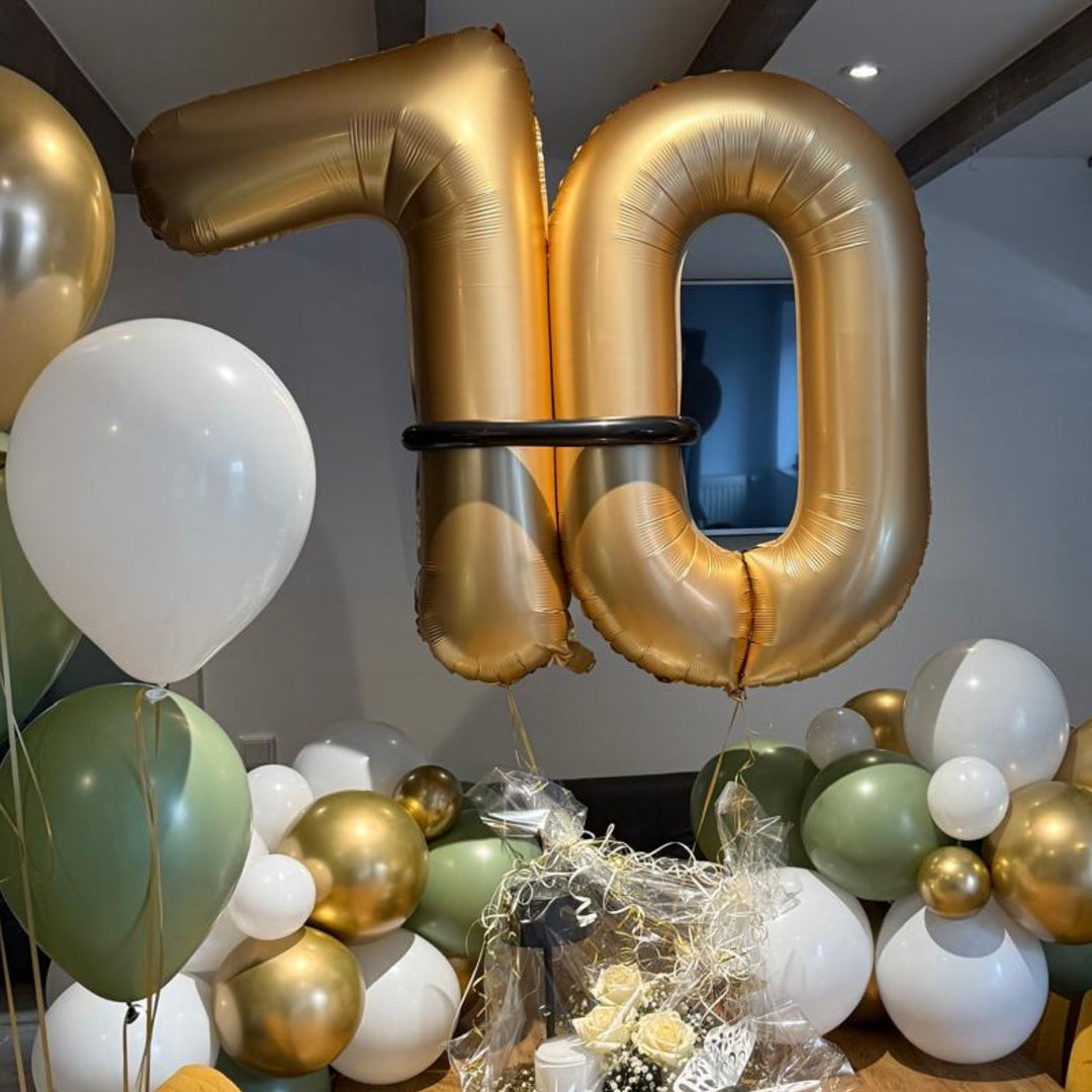 Zahlenballon 70 in Gold mit Heliumfüllung – dekoratives Highlight für Jubiläen oder Feiern