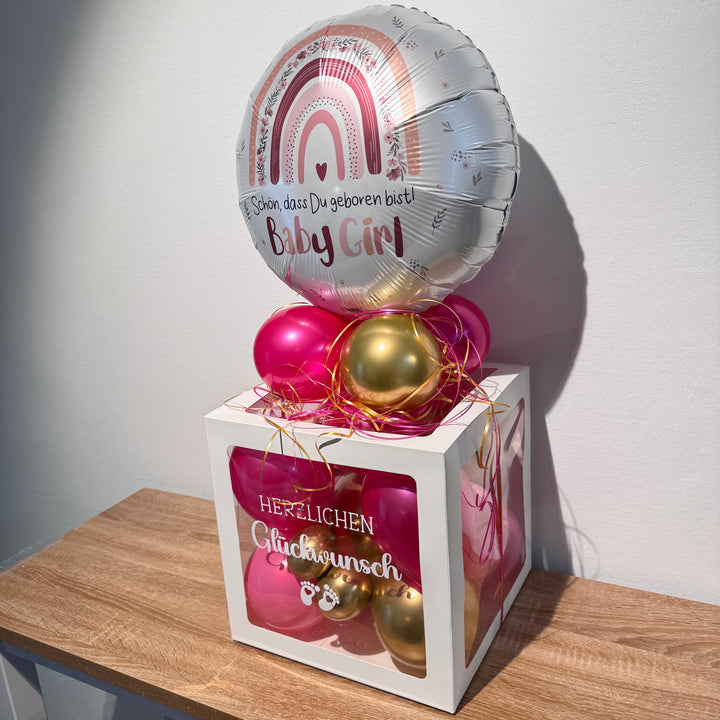 Baby Girl Ballonbox zur Geburt von der rechten Seite mit pinken und goldenen Ballons