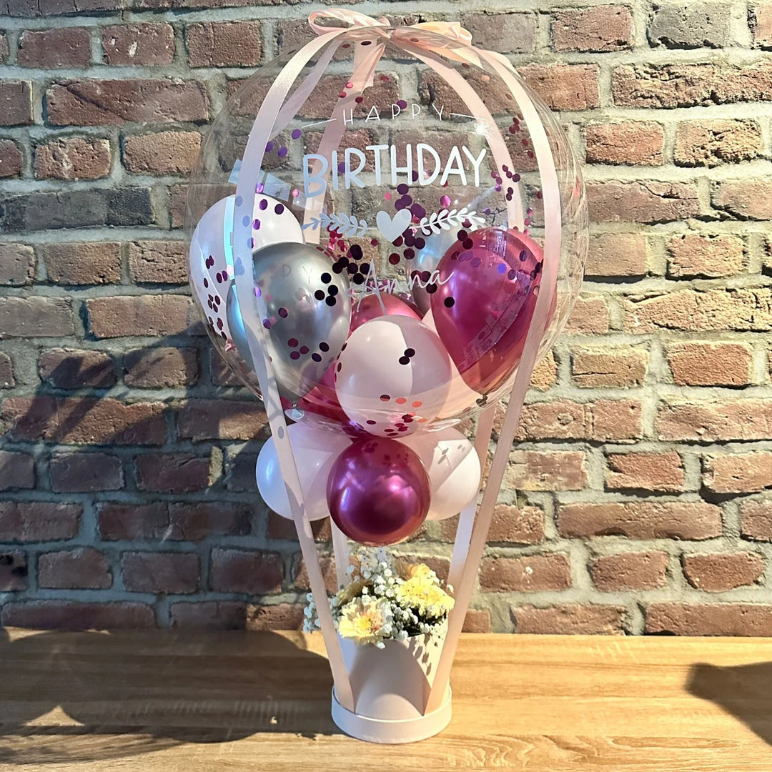 Designerballon in Rosa mit Konfetti, Herzballons und personalisierter Aufschrift – ideales Geburtstagsgeschenk
