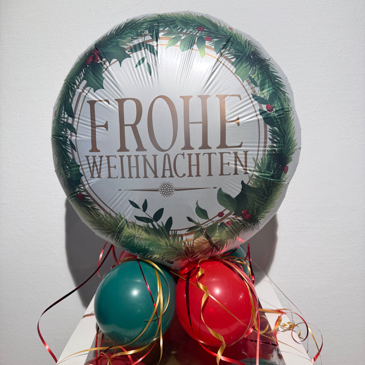 Geldgeschenk zu Weihnachten in personalisierter Ballonbox mit weihnachtlichen Ballons und Geldscheinen