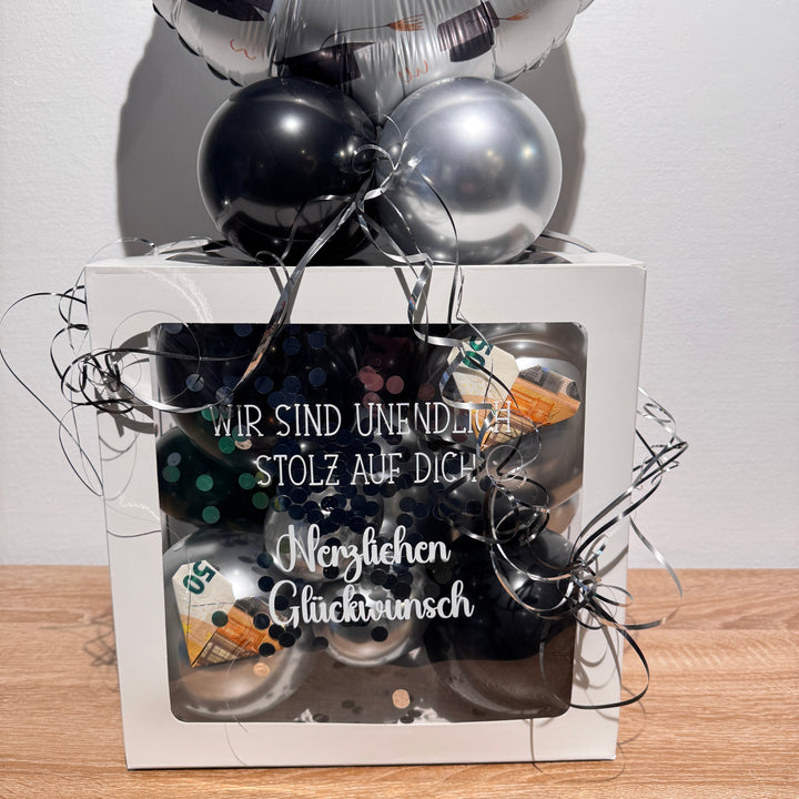 Ballonbox als Geschenk zur bestandenen Prüfung für Krankenschwester oder Pflegekraft