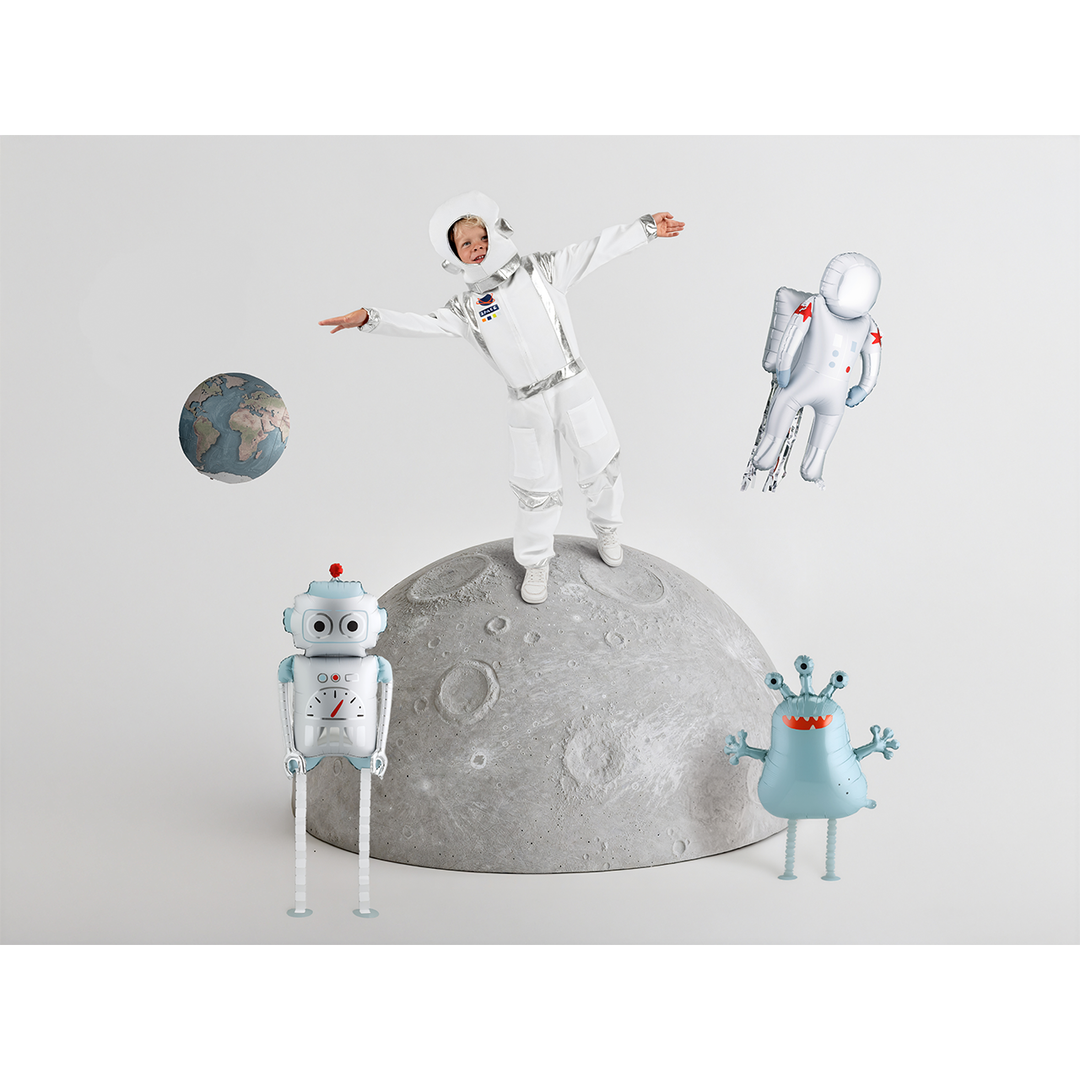 Weltraum-Deko mit Astronauten-Ballons und dem laufenden Alien-Ballon